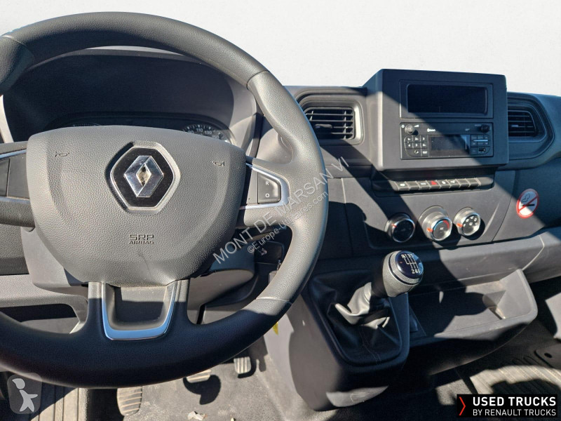 عربة نفعية Renault
