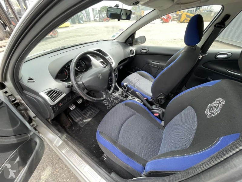 Peugeot  van