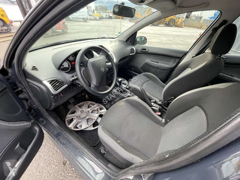 Véhicule utilitaire Peugeot