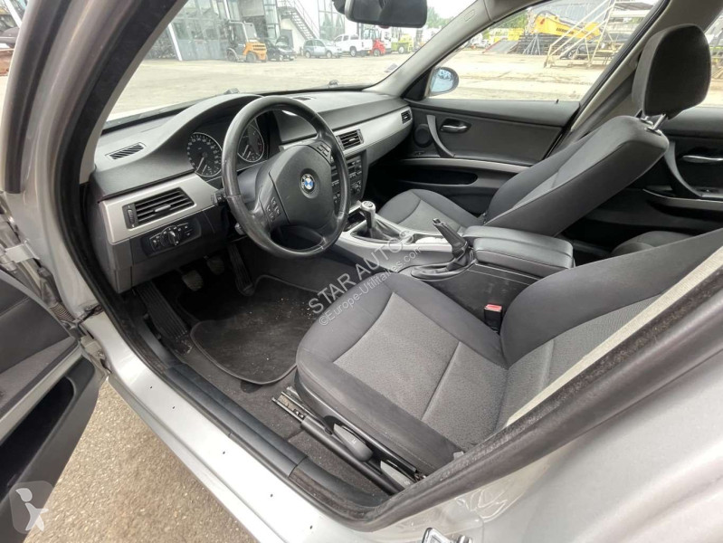 عربة نفعية BMW