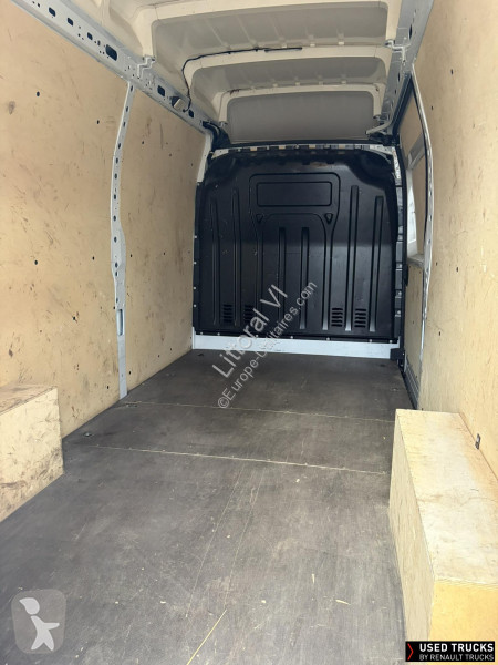Véhicule utilitaire Renault