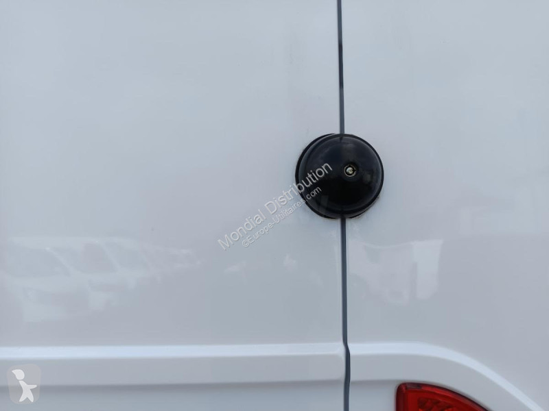 Furgoneta Renault L2H2 DCI 135 GRAND CONFORT