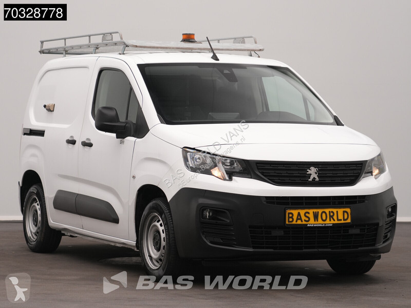 Samochód dostawczy Peugeot Benzine L1H1 Navi...