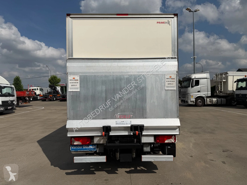 Mercedes 515 - KAST MET LAADBRUG - AUTOMAAT...