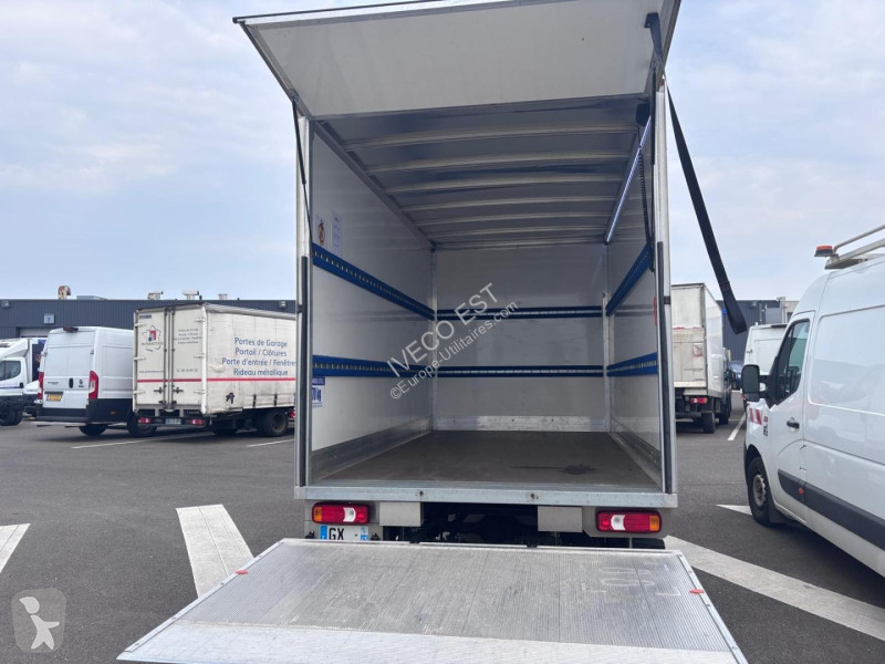 Véhicule utilitaire Iveco CCb 35 C16 - 3 litres...