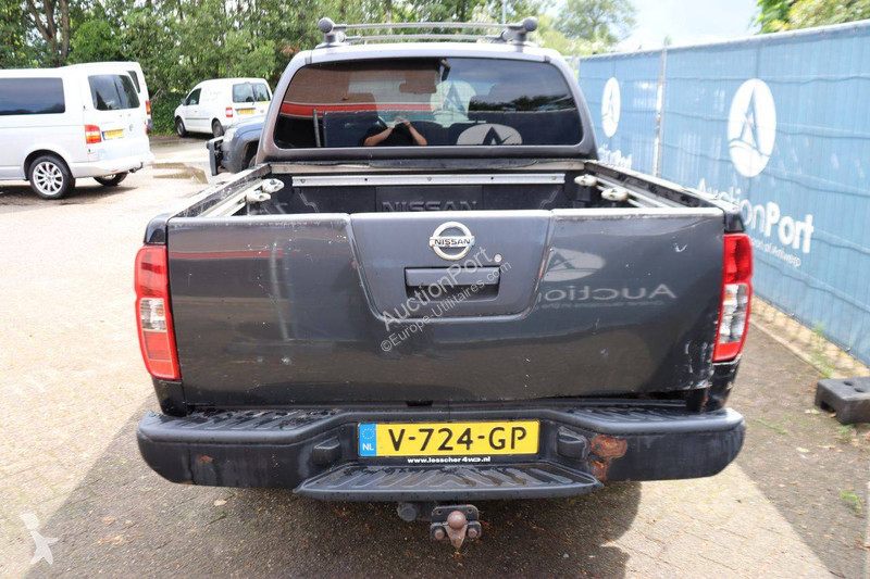 Autoutilitară Nissan
