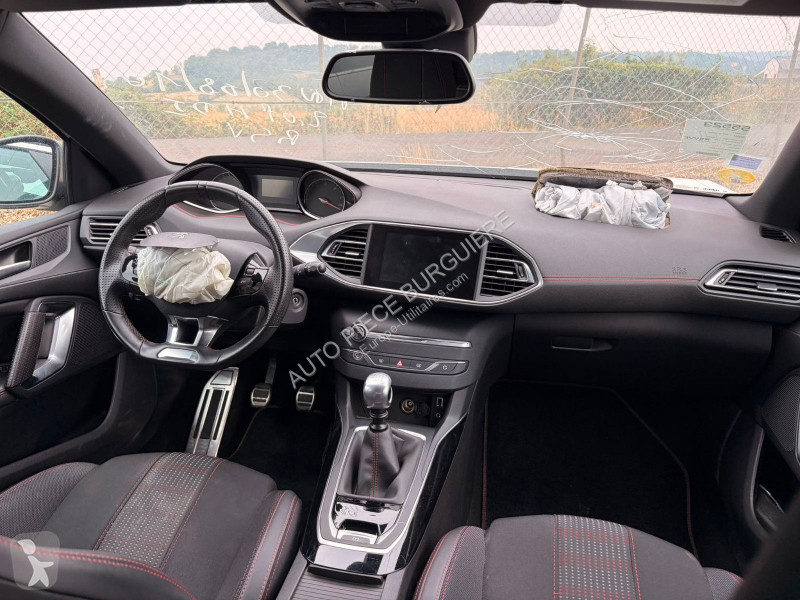 Véhicule utilitaire Peugeot II 2.0 BlueHDi 150...