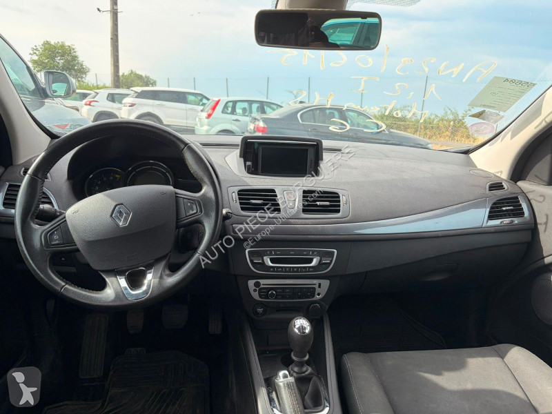 عربة نفعية Renault 1.2 TCe 115 / DS246