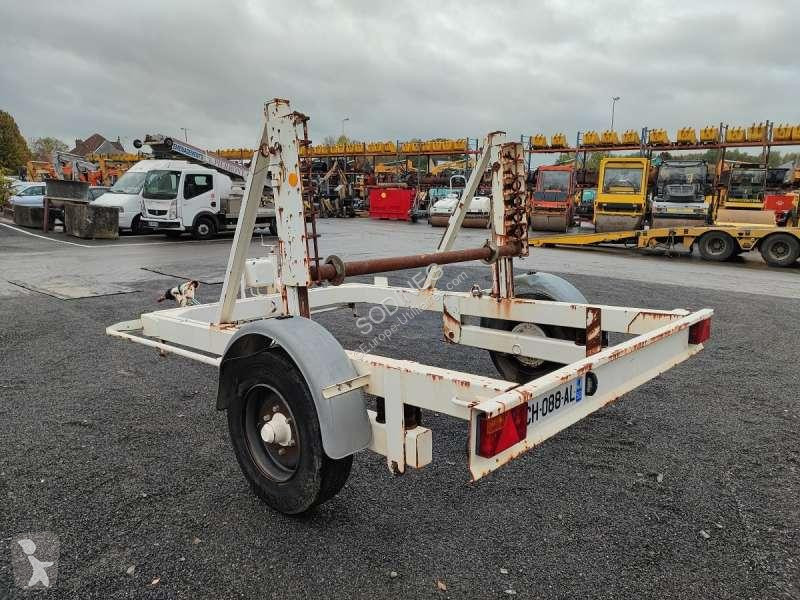 Véhicule utilitaire   PORTE TOURET