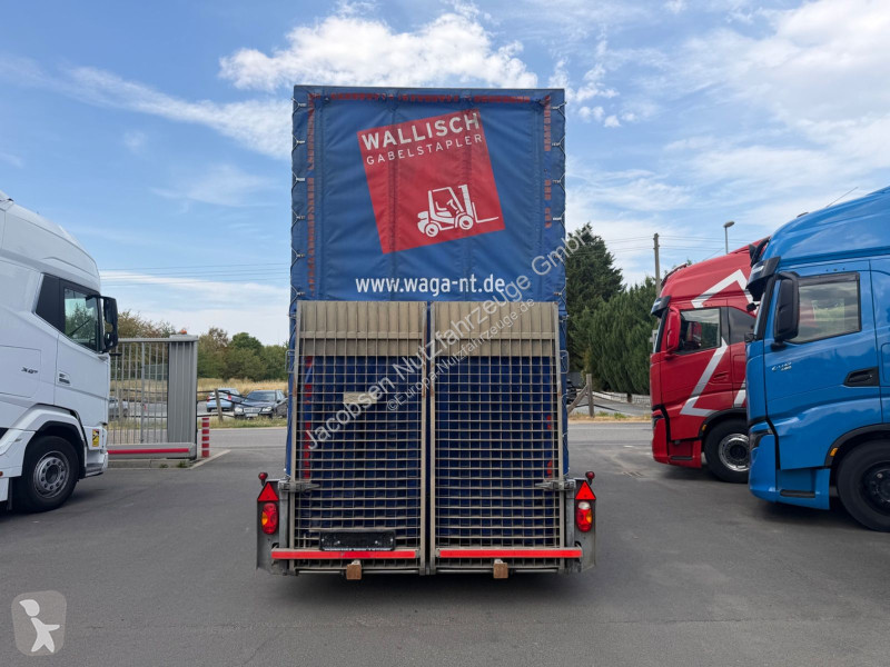 عربة نفعية Iveco 40c17 + Veldhuizen P33-2...