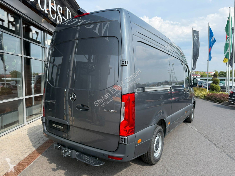 Mercedes 317 CDI 9G 3665 AHK3,5 Klima 360...
