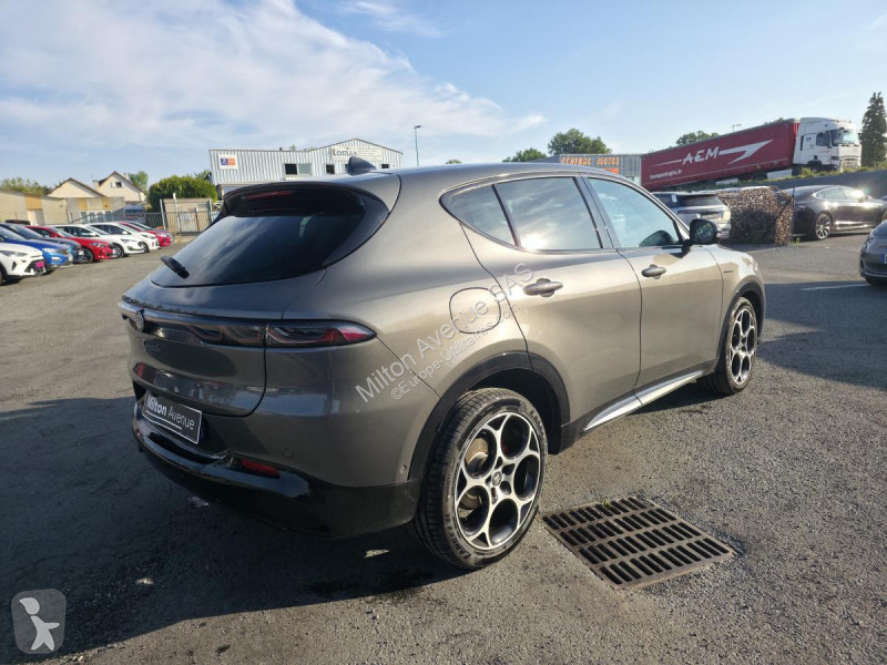 Veicolo commerciale Alfa-Roméo TONALE 1.5 mHEV...