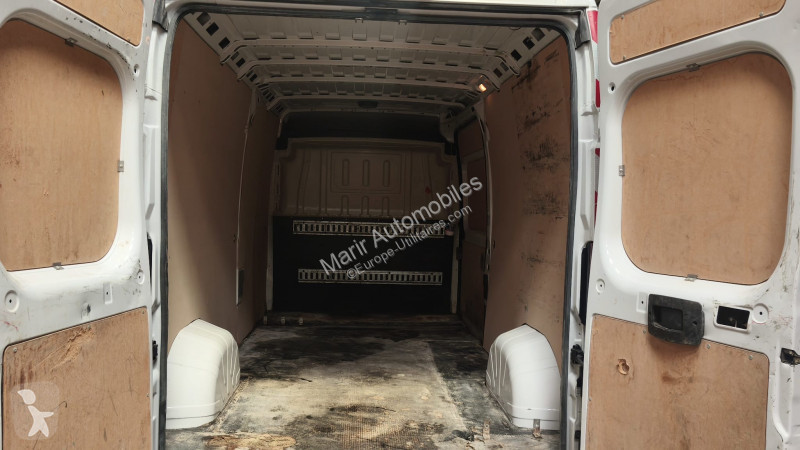 عربة نفعية Peugeot BOXER FG