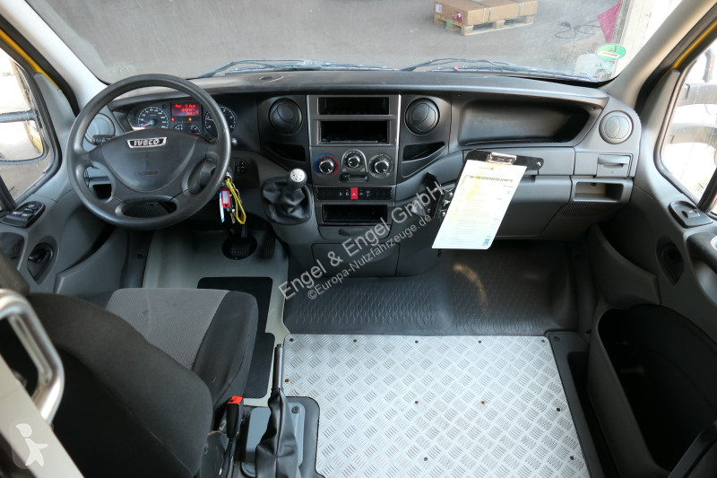 Furgoneta Iveco Daily 35 S11 C30C AUTOMATIK...