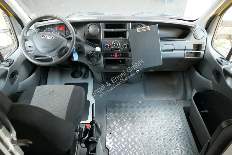 Furgoneta Iveco Daily 35 S11 C30C AUTOMATIK...