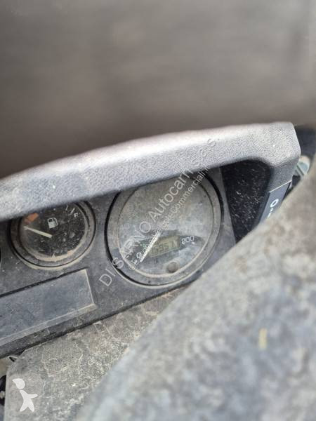 Samochód dostawczy Land Rover