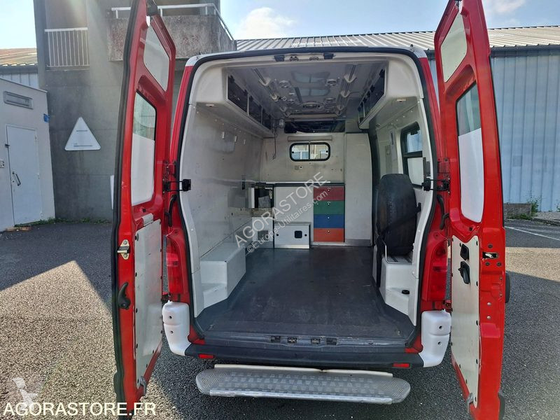 عربة نفعية Renault MASTER