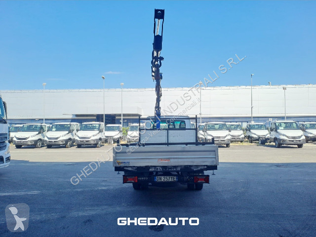 عربة نفعية Iveco Daily 35C15 - CASSONE + GRU