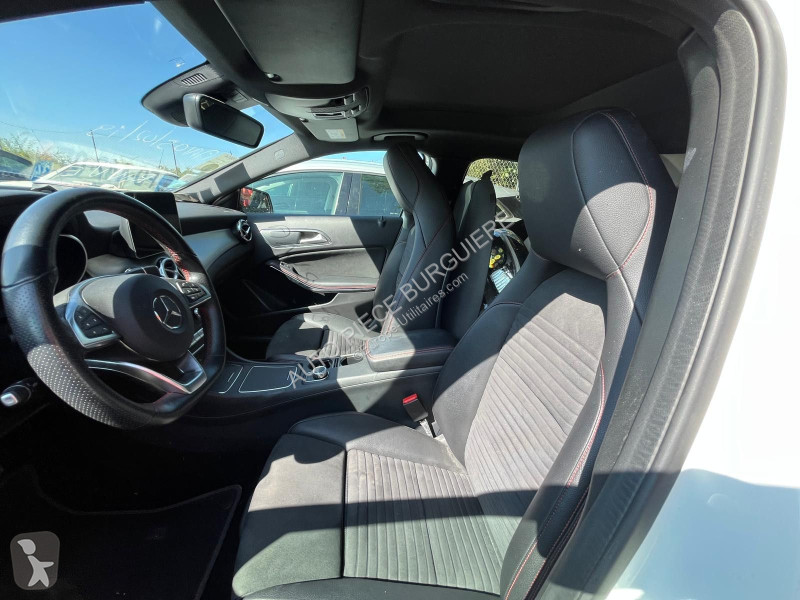 عربة نفعية Mercedes GLA 220d 170 4-Matic / FD442