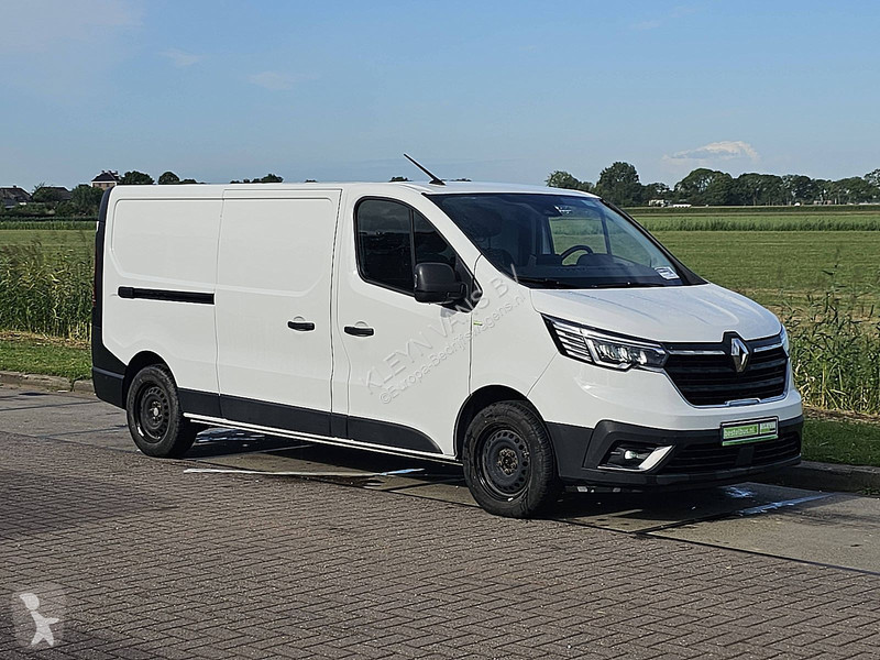 Furgoneta Renault 2.0 DCI L2H1 Navi 150pk!