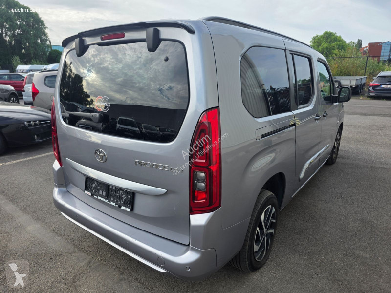 Nyttofordon Toyota proace city verso