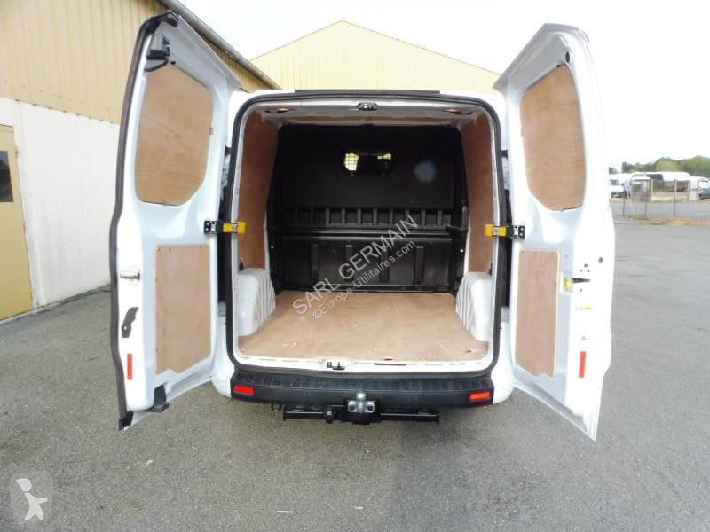 عربة نفعية Ford TRANSIT CUSTOM FG 300 L2H1 2.0...