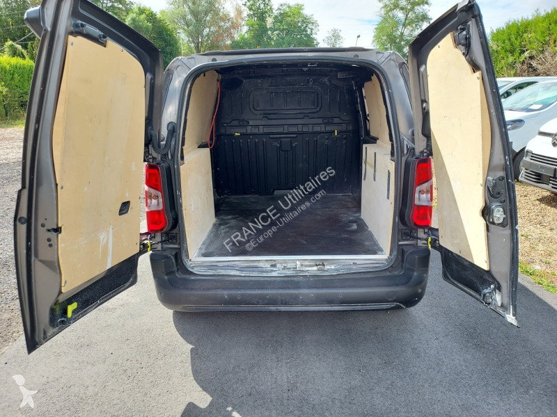 Furgoneta Peugeot PARTNER 3 PLACES M 650KG...