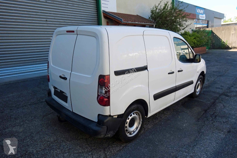 Véhicule utilitaire Peugeot PARTNER 1,6 HDI 99