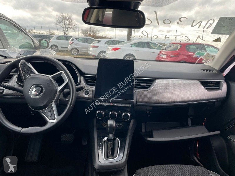 عربة نفعية Renault 1.6 E-Tech 145 Hybride...