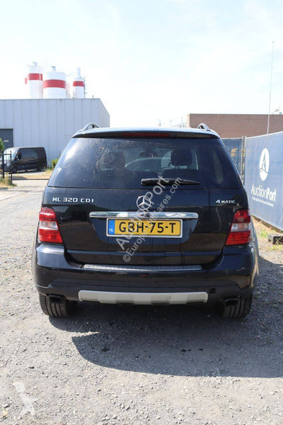 Furgoneta Mercedes ML320 4MATIC M-Klasse