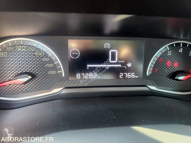 Véhicule utilitaire Peugeot 208