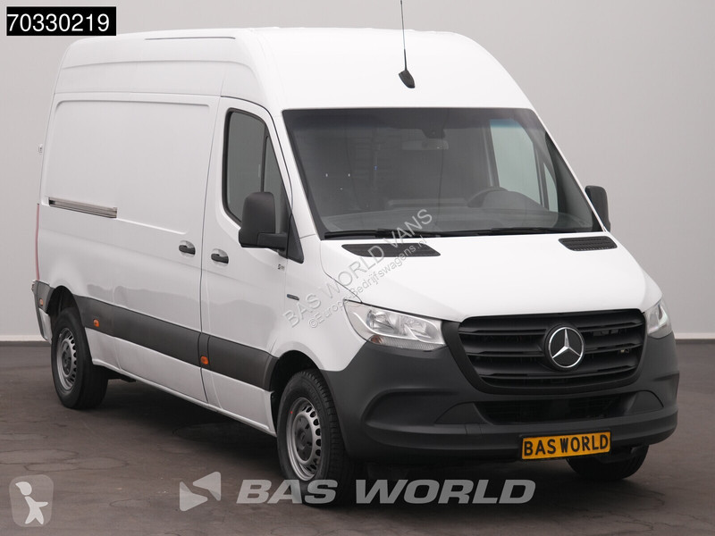 Véhicule utilitaire Mercedes L2H2 100%...
