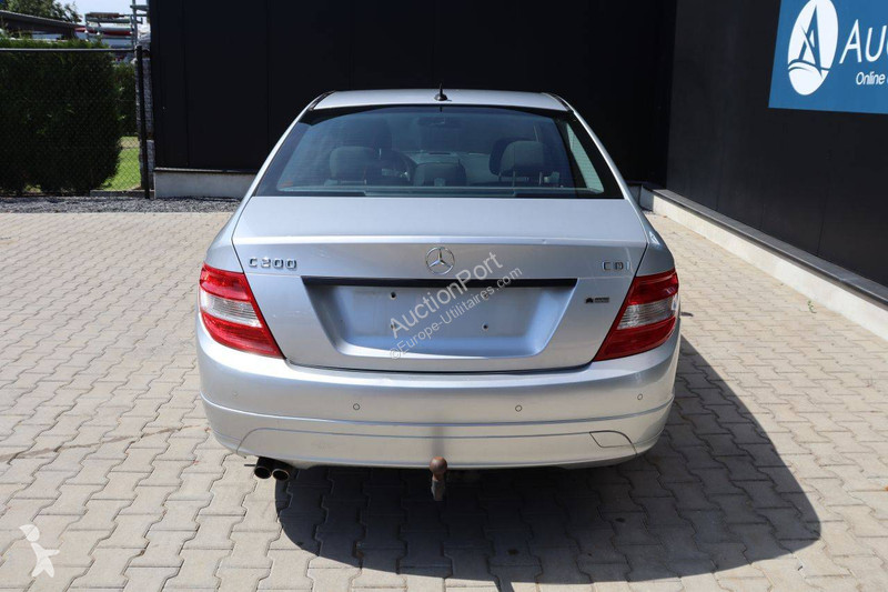 عربة نفعية Mercedes CDI C-Klasse