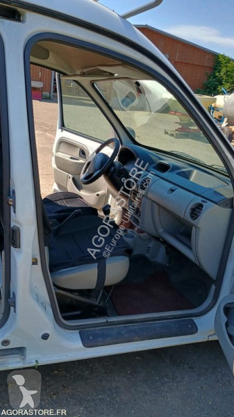 عربة نفعية Renault