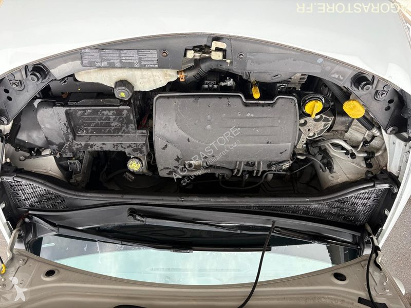 عربة نفعية Renault CLIO