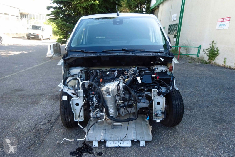 Véhicule utilitaire Peugeot PARTNER 1,5 HDI 100