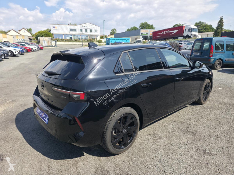 Véhicule utilitaire Opel ASTRA Hybrid - 180 -...