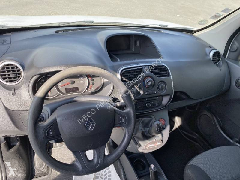 عربة نفعية Renault