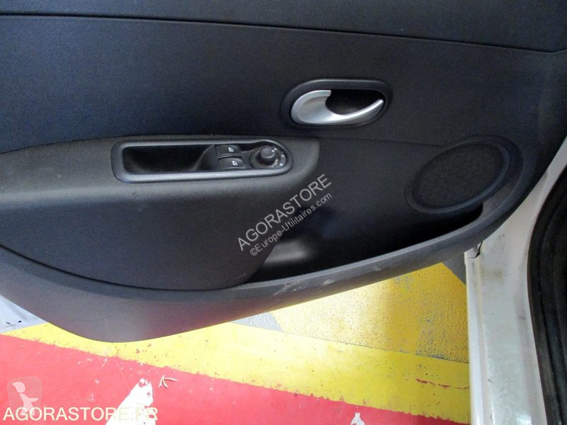 Samochód dostawczy Renault CLIO