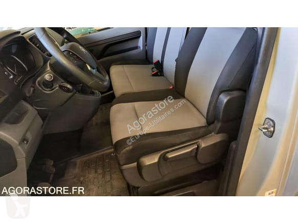 Véhicule utilitaire