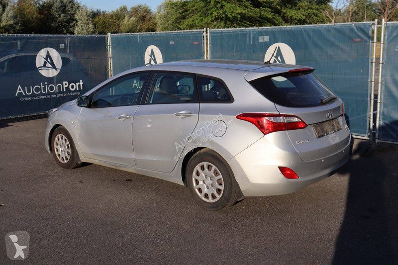 Samochód dostawczy Hyundai i30