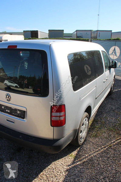 Furgoneta Volkswagen Kombi Maxi