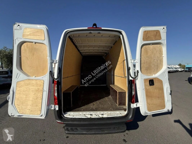 Furgoneta Mercedes