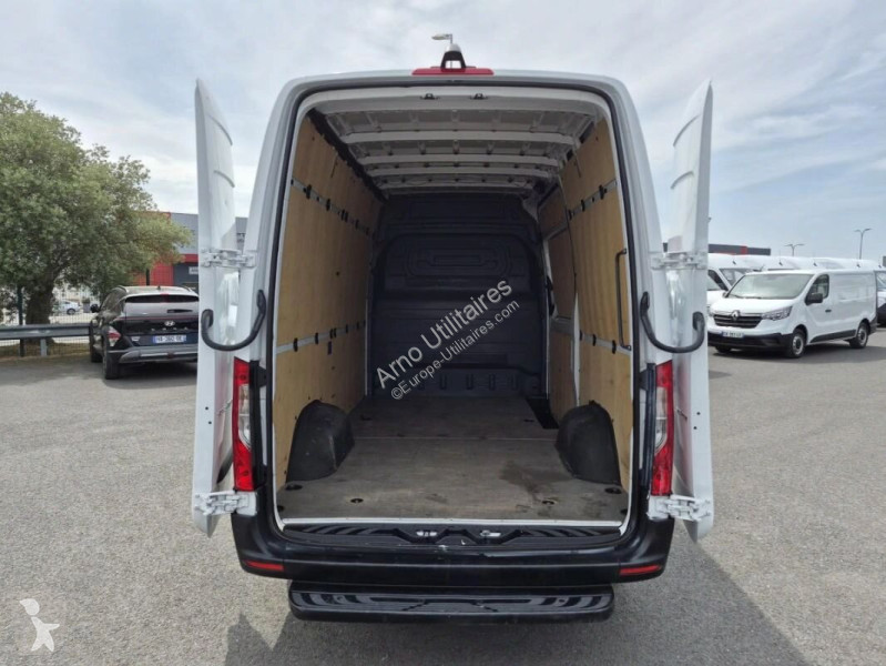 Véhicule utilitaire Mercedes