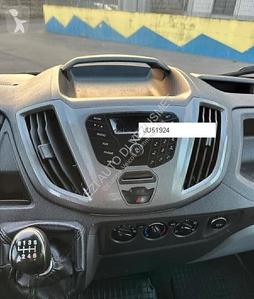 Véhicule utilitaire Ford