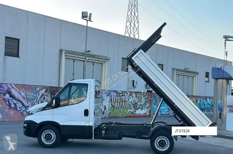 عربة نفعية Iveco
