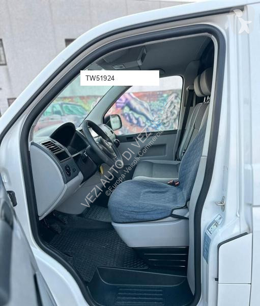 عربة نفعية Volkswagen