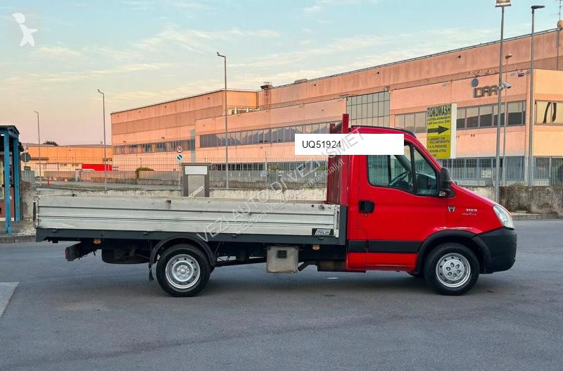 Veicolo commerciale Iveco Dailly cassone fisso