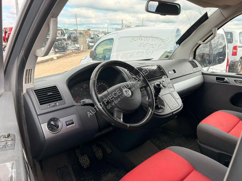 عربة نفعية Volkswagen 2.5 TDi 174 Multivan...