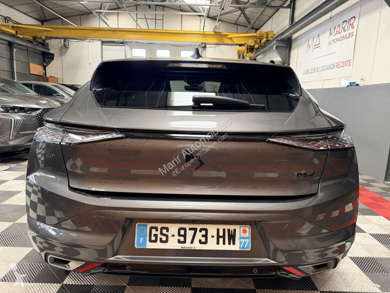 Samochód dostawczy DS DS 4